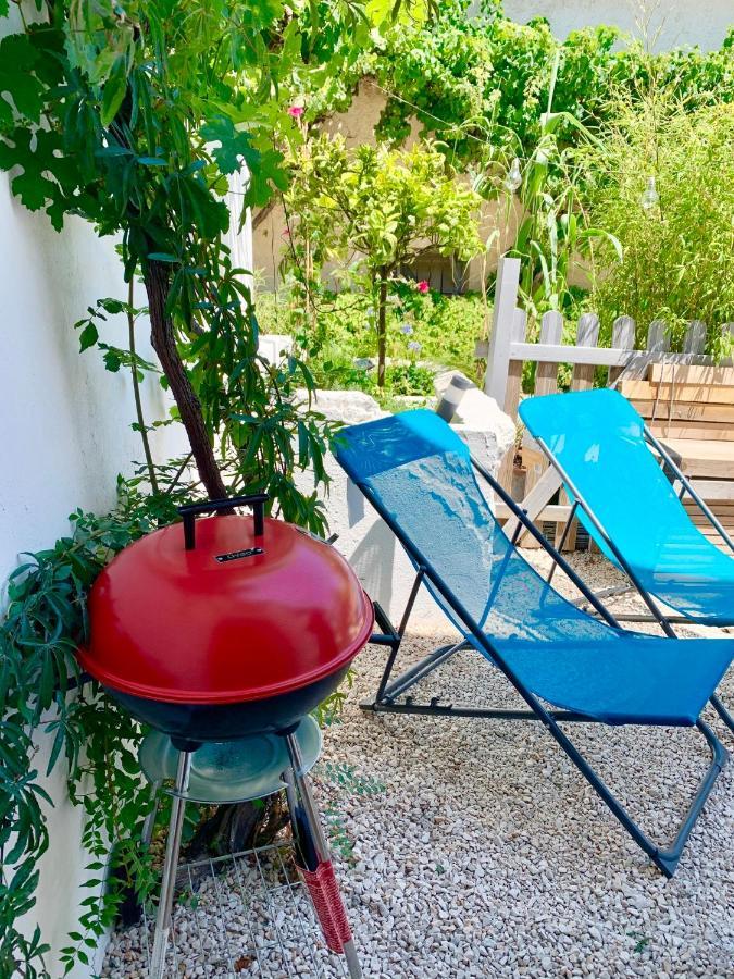 Haut De Villa Entre Mer Et Campagne Hyeres Exterior photo